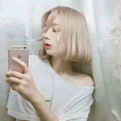 一人有一点颜色